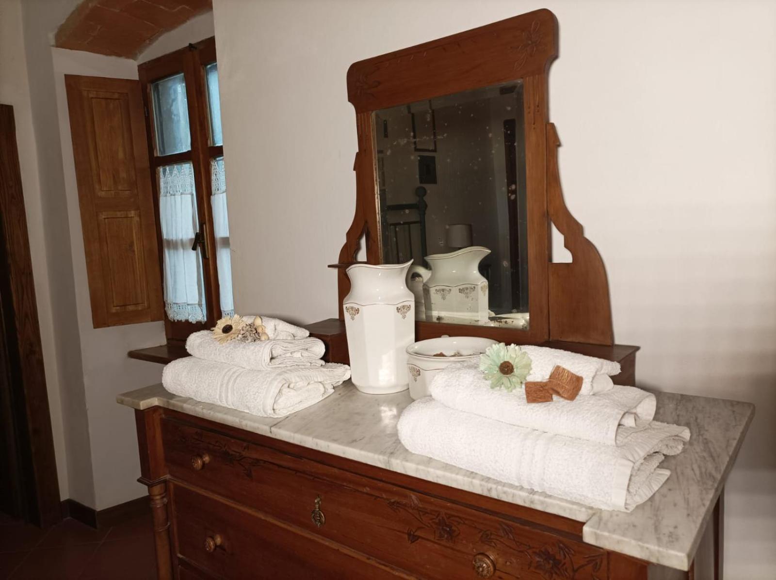 Tuscan Rooms Greve in Chianti Esterno foto