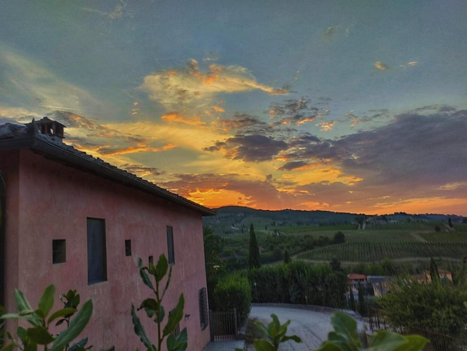 Tuscan Rooms Greve in Chianti Esterno foto